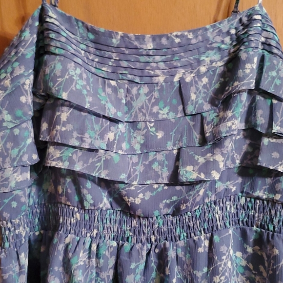 Lauren Conrad blue dress with flowers - Picture 2 of 3